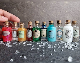 Handmade 10pcs set of Magic potions/wizard/witch/witchcraft/halloween/school/spell/film/saga/themed/party/book/elixir/wicca/apothecary/gift