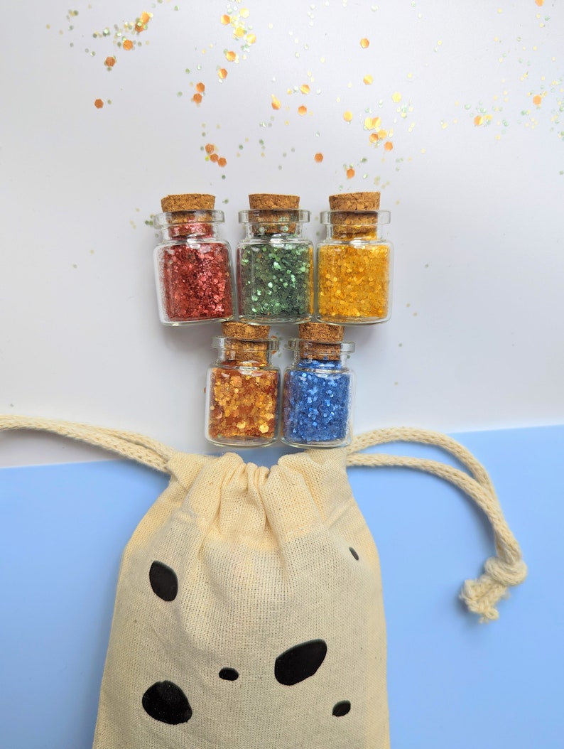 Lucky charm, Glitter gift for children, Magic dust, Organic glitter powder, Magic fairy dust, Guest gift personalized image 4