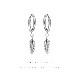 Feather hoops, Sterling Silver Feather Earrings, Small Hoop Earrings, Minimalist Earrings, Tiny Feather Charm Hoops, Feather Hoop Earrings,