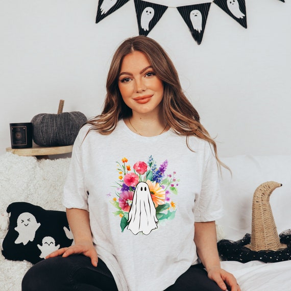 Cute Whimsical Floral Ghost Halloween T-Shirt For Women | Vintage Aesthetic Boho Halloween Top For Women | Retro Minimalist Vibe Eclectic