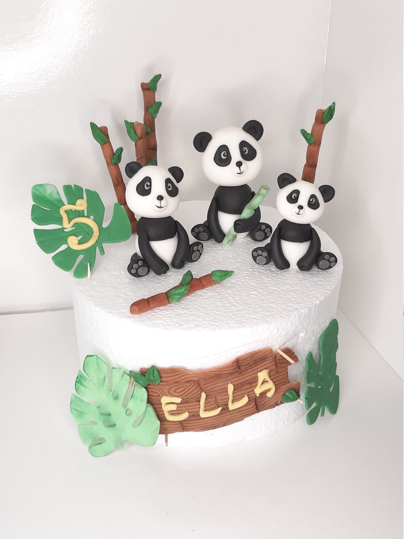 Panda Bärchen Fondanttier, Fondantfigur Pandabär, Fondanttiere, Fondantfiguren Bild 9