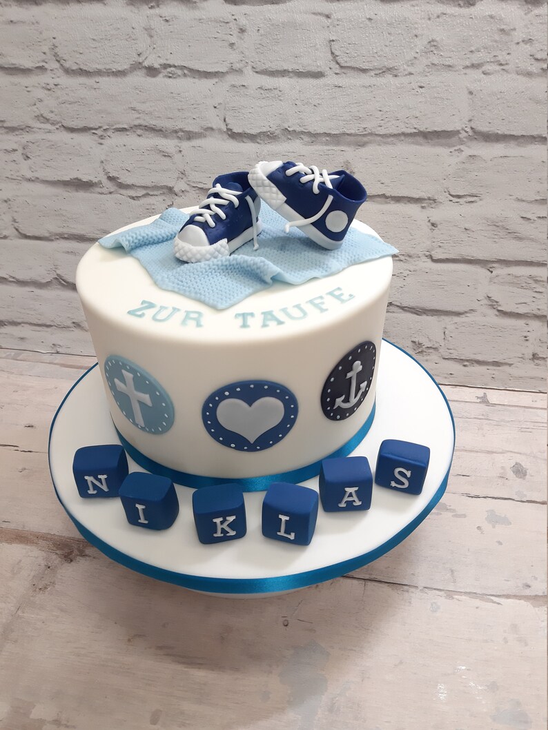 Glaube Liebe Hoffnung, Würfel, Schuhe Tortentopper, Fondantfiguren, Caketopper Bild 1