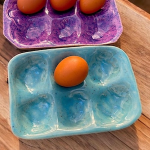 Ceramic Egg Tray, Stoneware Egg Holder, Handmade Ceramic Egg Tray, Unique Stoneware Egg Nest, Kitchen Gift, Housewarming Gift Idea