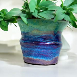 Handmade blue with green vase, speckled pottery vase, clay vase small, housewarming gift for wife or mom, women Birthday gifts idea Green