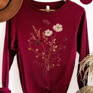 Fall Wildflower Long Sleeve T-Shirt, Fall Wildflower Shirt Gift for Her, Womens Fall Long Sleeve Shirt, Autumn Wildflowers Long Sleeve Tee