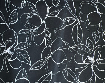 Magnolia in black