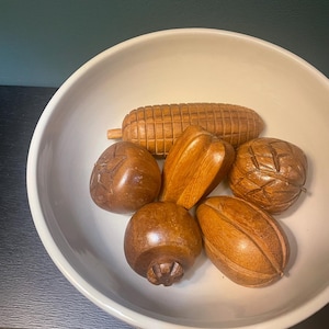 Collection of Vintage Wooden Fruit/Vegetables - Set of 6 MCM Hardwood Carved Produce