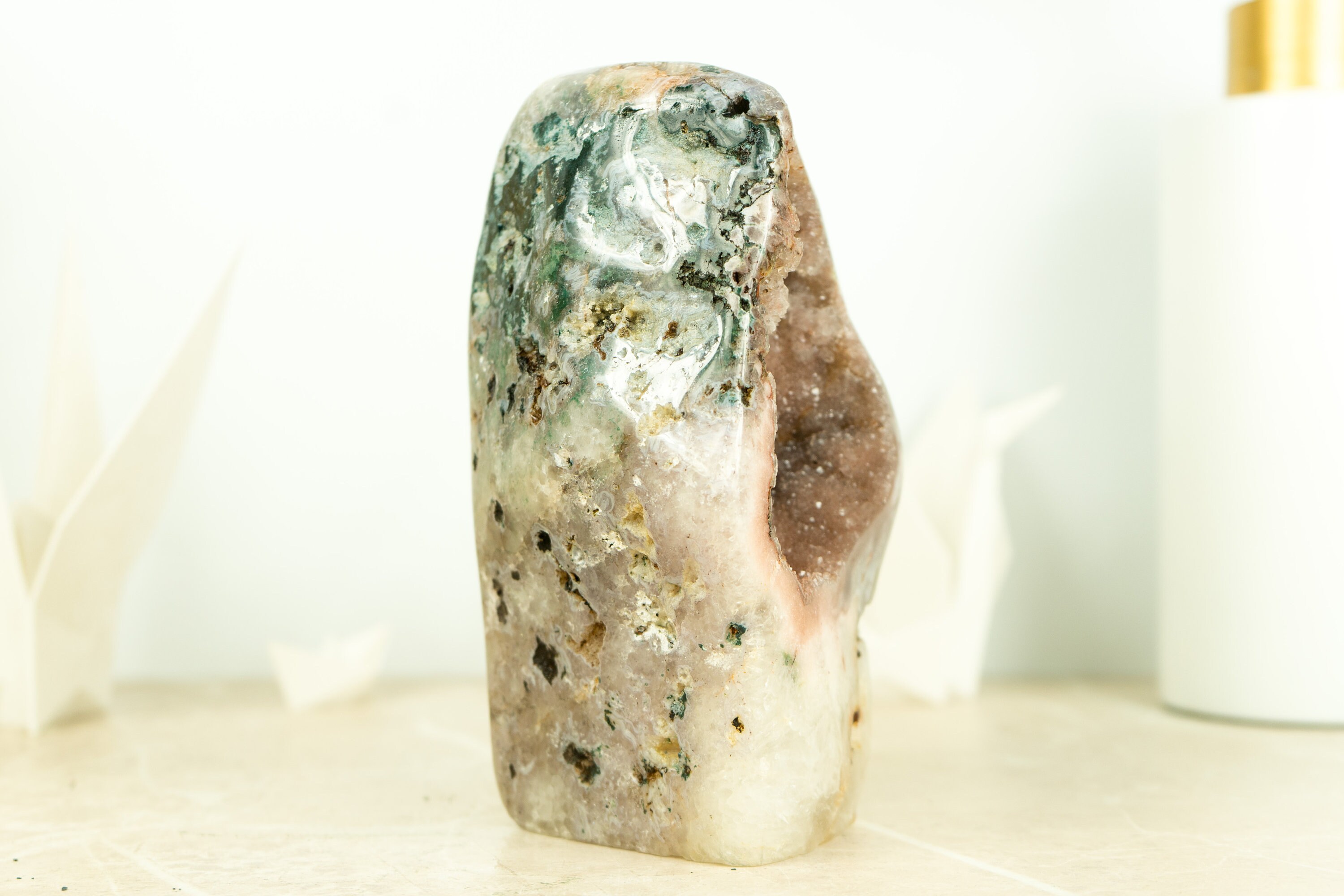 小さなピンクアメジスト自立式ピンクとレッドアメジストドゥルージー