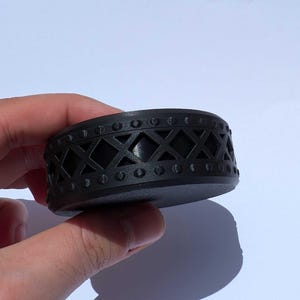 Onyx Black Snus & Nicotine Pouch Storage Can – 3D Printed Medieval-Inspired Container for Snuff, Zyn, Dip, or Coins