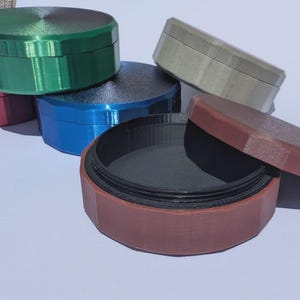 Faceted Snus & Nicotine Pouch Storage Can – Elegant, Durable Container for Snuff, Zyn, Dip, or Coins