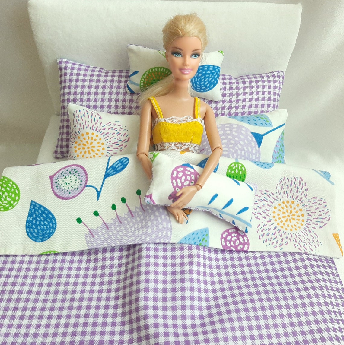 Dollhouse bedding. Barbie bed. Blythe bed. Bedding set for Etsy