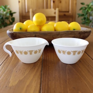 Vintage Corelle Cream & Sugar Set in Butterfly Gold Pattern by Corelle / Corning