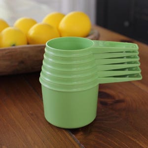 Vintage Tupperware Measuring Cup Set in 1970s Avocado Green - Full Set