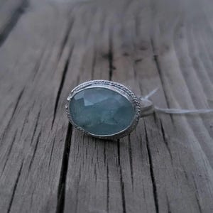 Aquamarine oval stone ring in sterling silver, size 5 3/4