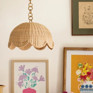 Etta Scalloped Pendant Light