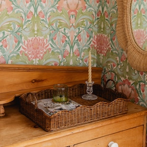 Scalloped Rattan Tray Medium (Teak)
