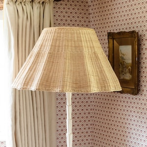 Wavy Rattan Lampshade/Rattan Pendant Light(Large)