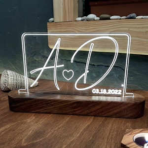 Custom  Led Light For Couples With Solid Wood Base