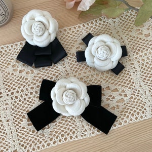 Camellia Flower Pin ,Brooches flower,Blouse Accessories Brooch,wool Flower Brooch,white Camellia pin,Spring Trendy,Floral Brooch,Christmas 画像 2