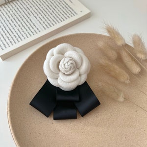 Camellia Flower Pin ,Brooches flower,Blouse Accessories Brooch,wool Flower Brooch,white Camellia pin,Spring Trendy,Floral Brooch,Christmas 1