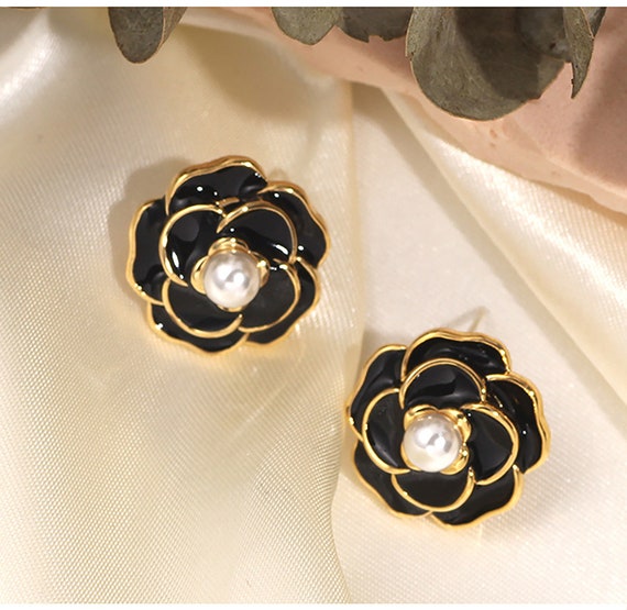 Pearl Camellia Earrings Camellia Black Flower Stud Earrings Gold