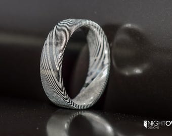 Anillo de acero inoxidable de Damasco: adecuado para hombres y mujeres en todos los tamaños.