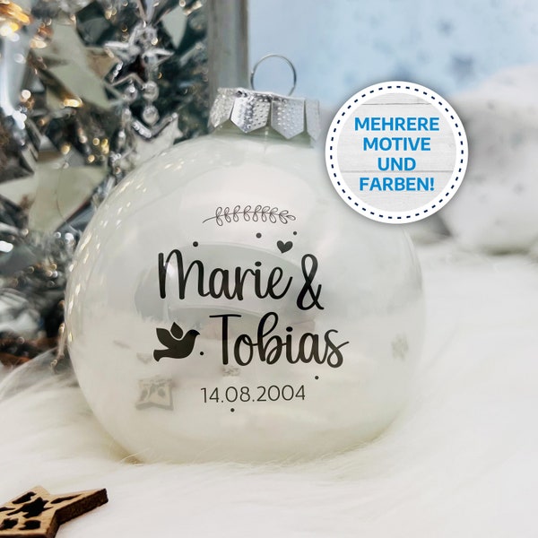 Weihnachtskugel "Hochzeit" mit personalisiertem Namen | hochwertiger UV- Druck auf 8cm Glaskugel