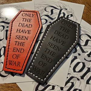 Läderlapp "Endast de döda har sett krigets slut"