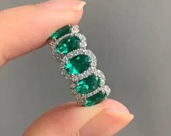 Emerald Ring, Eternity Band, trouwring voor haar, cadeau verlovingsring, 14K wit goud, 2,2 CT diamanten ring, zilveren ringen