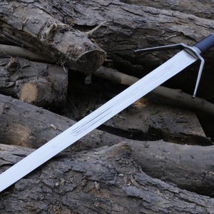 4 par Witcher-svärd av Geralt av Rivia handgjorda svärdreplika rostfritt stålblad personlig födelsedagspresent till pojkvän present till jul Witcher Sword