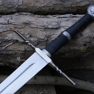 4 par Witcher-svärd av Geralt av Rivia handgjorda svärdreplika rostfritt stålblad personlig födelsedagspresent till pojkvän present till jul bild 8