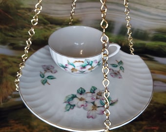 Bird Feeder, Oriel Feeder, Hanging Bird feeder, Tea Cup Bird Feeder, Bird Lover, Gift for Mom, Gift for Dad,  Housewarming Gift