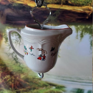 Mini Ceramic Planter, Bird Feeder, Oriel Fruit and Jelly Feeder, Gift for Mom, Gift for Dad, Bird Lover Gift, Tea Cup Bird Feeder
