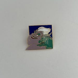 Vintage Walt Disney 1990&#39;s The Little Mermaid Ursula Villain Pin