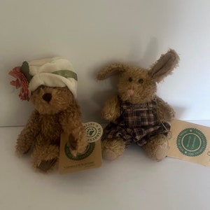 Boyds Bears Archive Collection &quot;Oliver&quot; and &quot;Carmella De Bearvoire&quot;