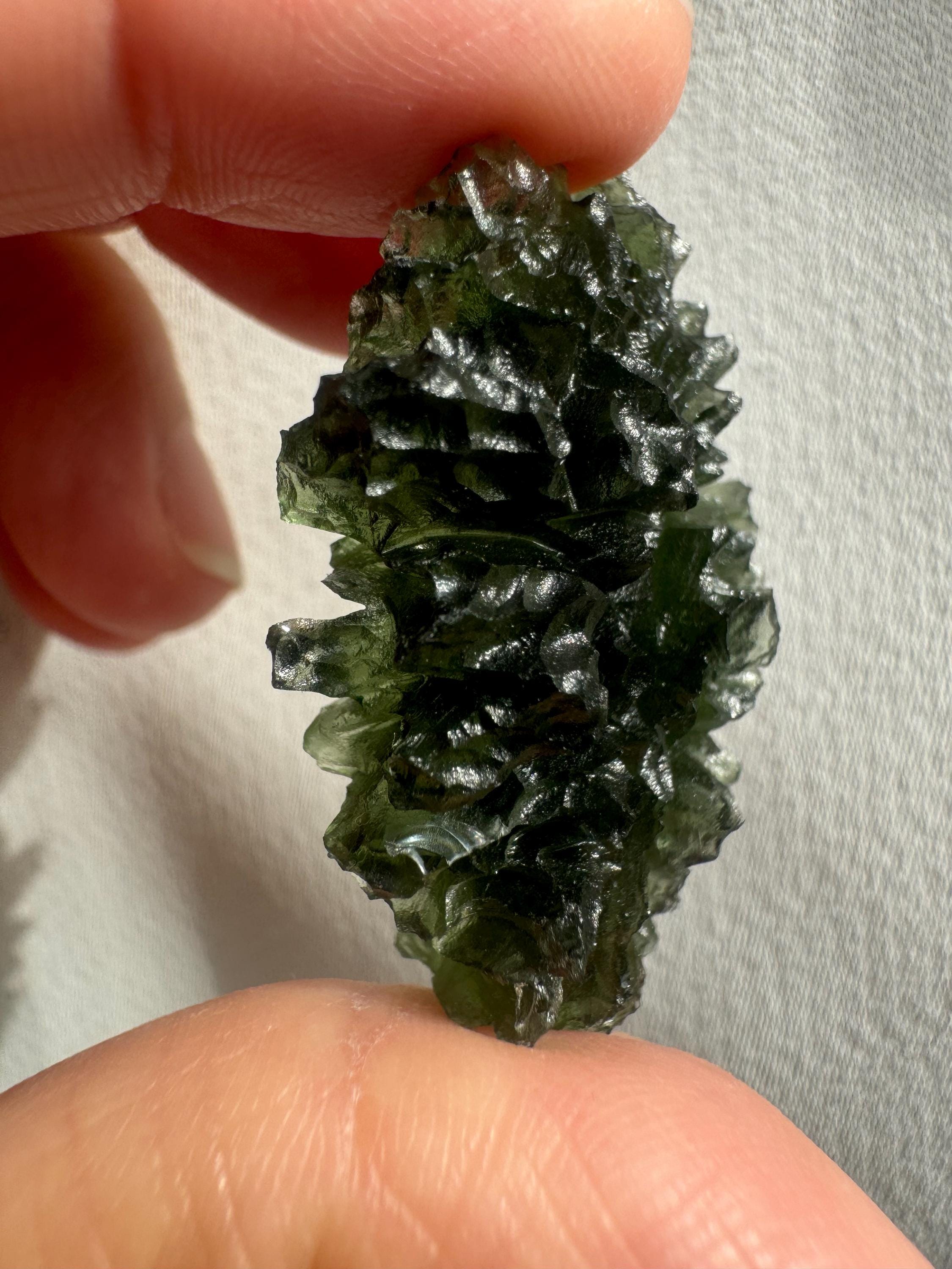 博物館グレードのベセドニツェ ジェスコヴナ モルダバイト クリスタル