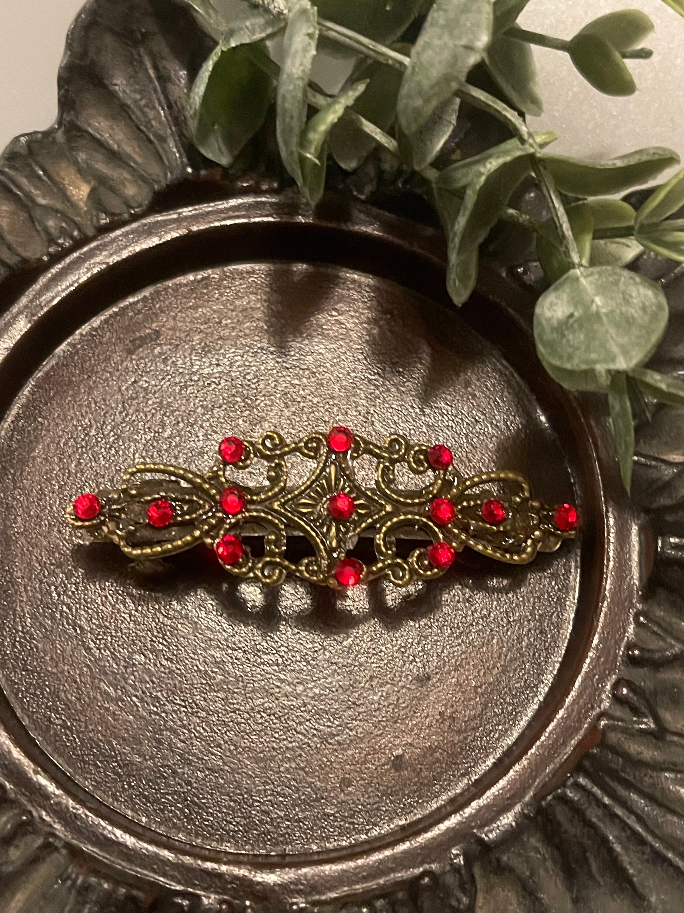 Vintage jeweled hair barrette with red crystals, made in France ?? Vintage 1950s Red Gold Jewelled Hair Barrette - vintage hair  main image 4