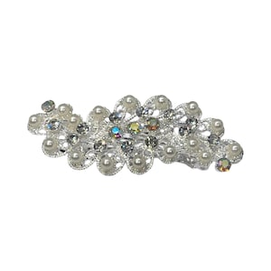 Parelstrass bloemspeldje: zilveren bruidshaarclip