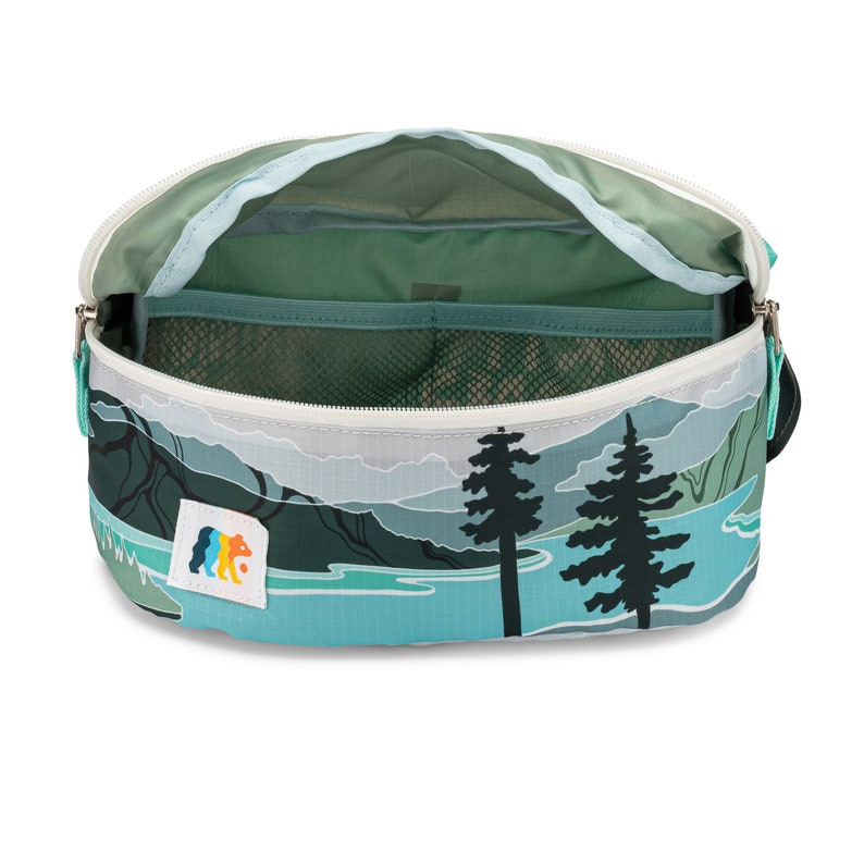 North Cascade National Park Hip Pack & Crossbody Bag image 4