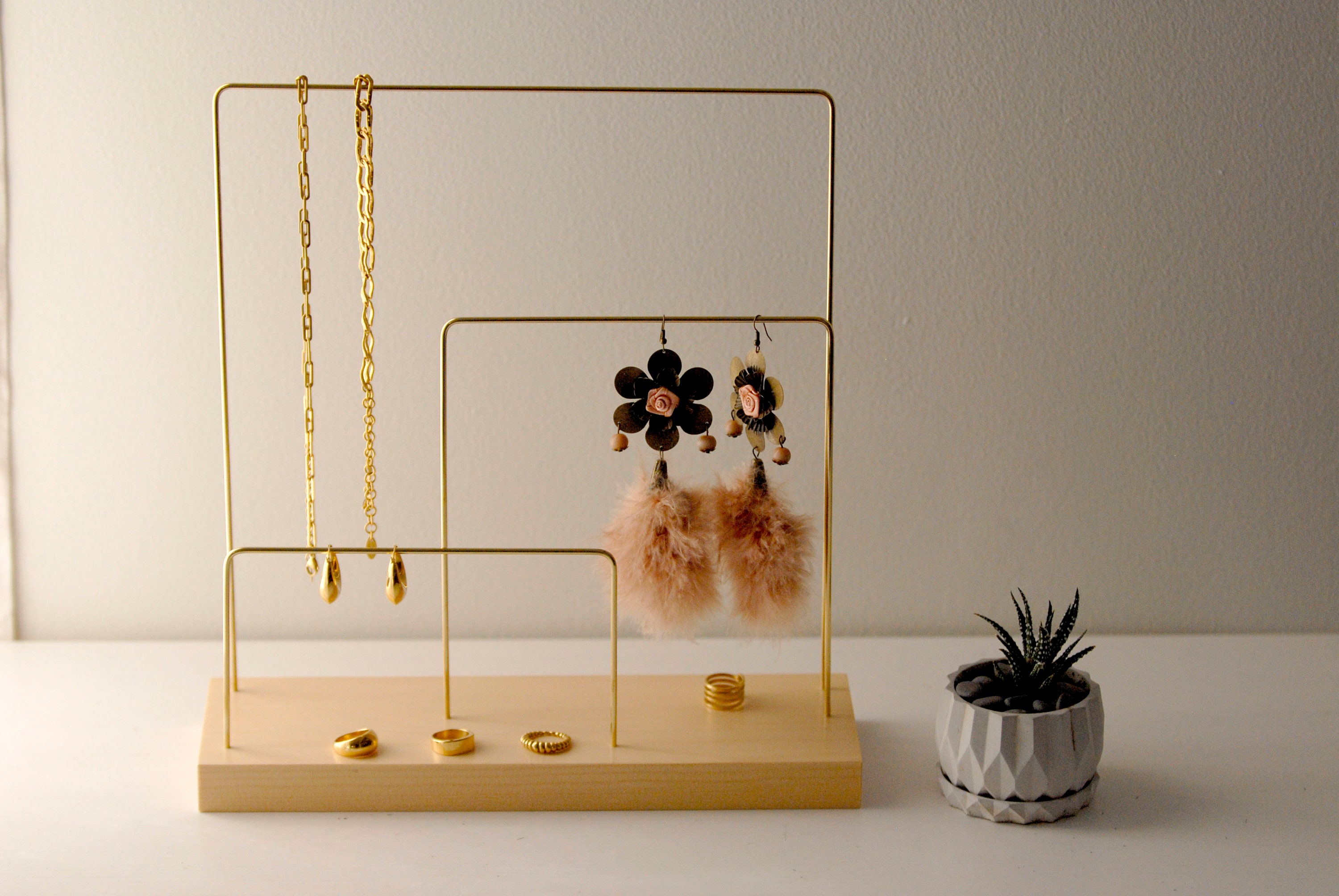 Childrens jewellery stand best sale