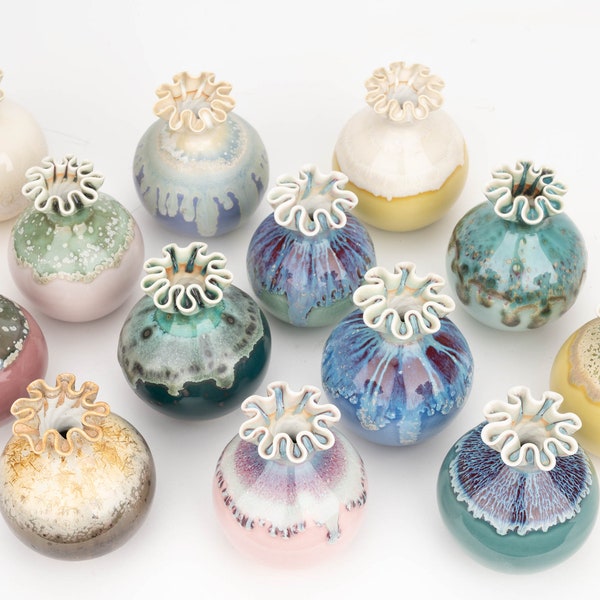 Fancy mini size handmade ceramic vase, decorative vase with ripple opening, dry flower vase, dripping glazing pottery vase, one of its kind