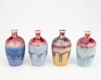 Handgefertigte Keramikvase in Minigröße, minimalistische dekorative Vase, Trockenblumenvase, tropfende Verglasungskeramikvase, Langhalsvase