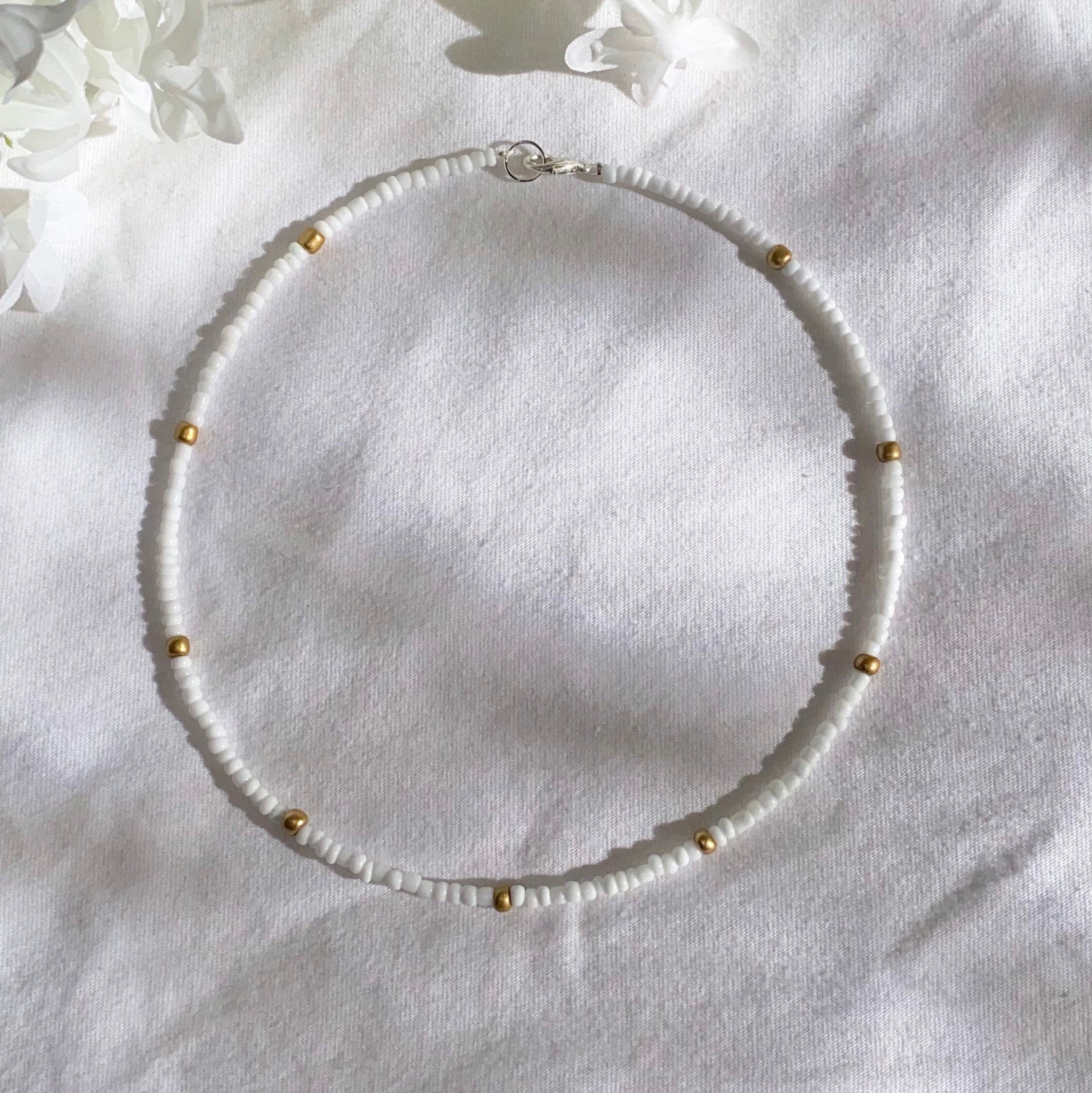Handmade White and Gold Beaded Choker 