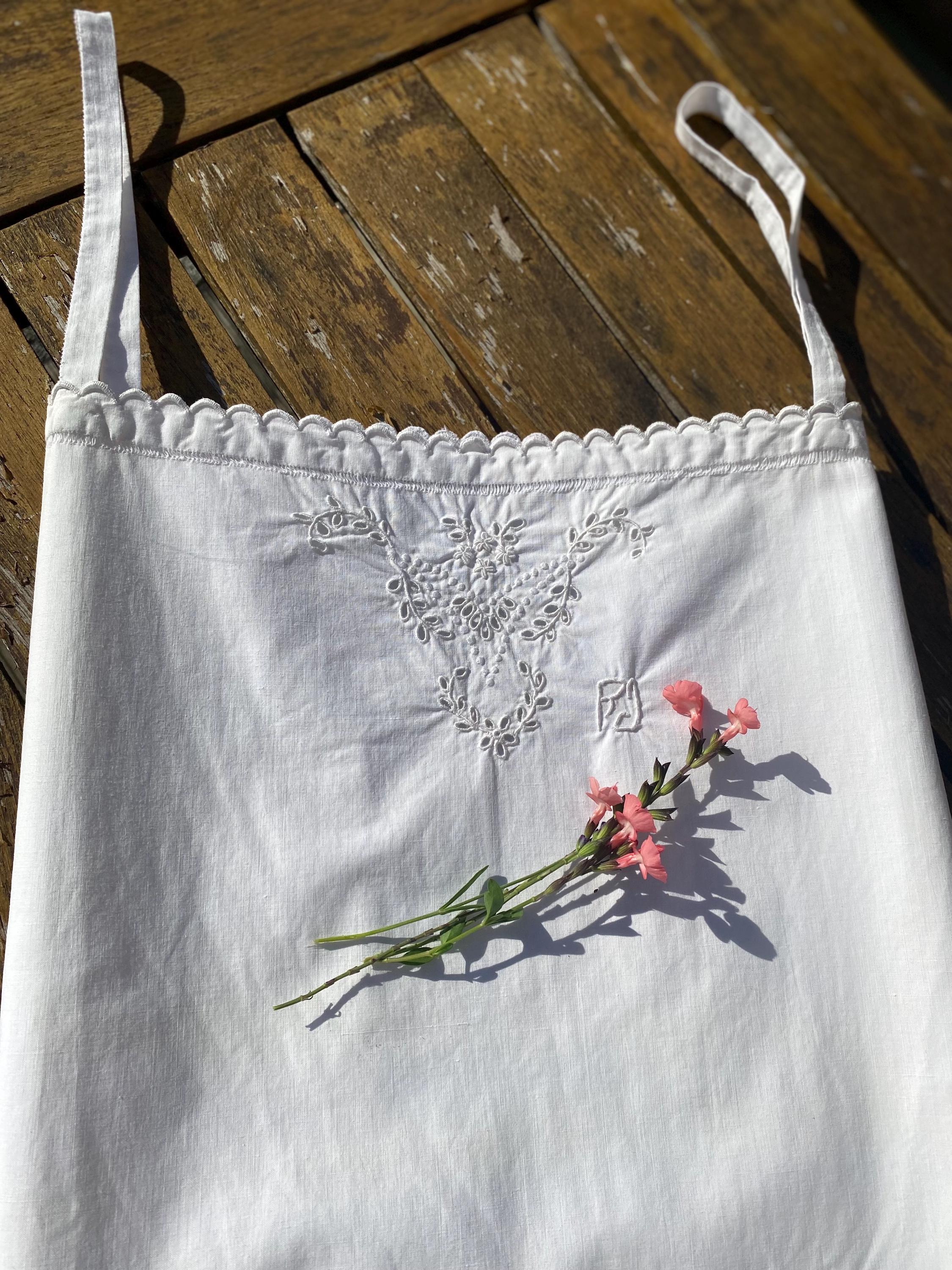 Ropa de mujer antigua México