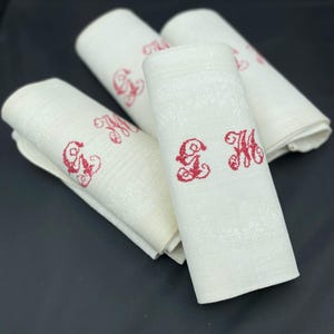 Set of 4 antique embroidered table napkins, roses and stylized leaves, linen napkins, damask weave, red monogram G M.
