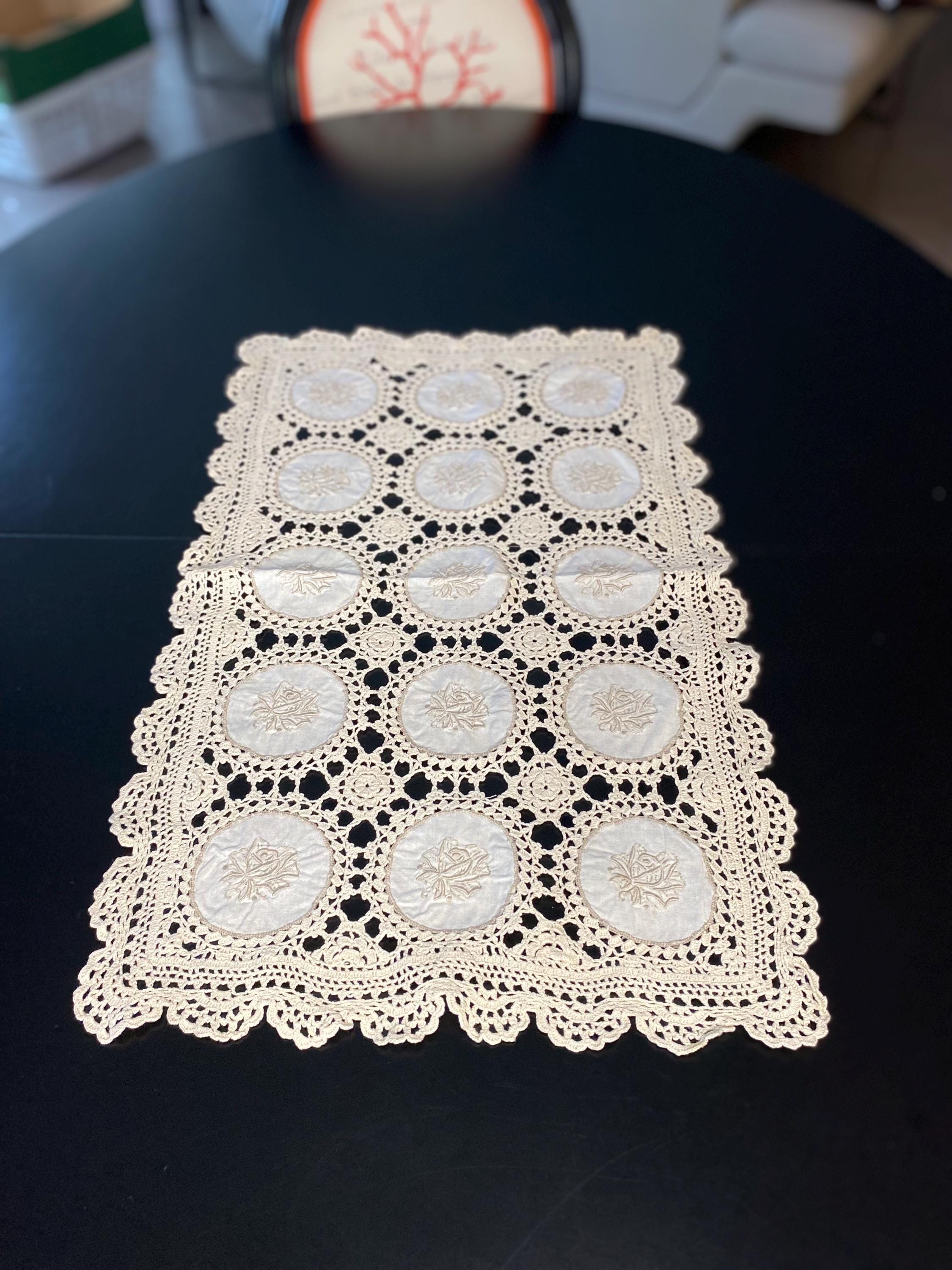 Napperon Rond Crocheté - Création Sylvette Raisonnier, Artisanat Français, 22cm, écru
