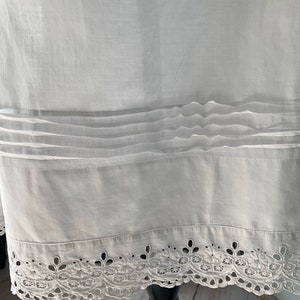 Handmade French antique white cotton skirt with lace hem size S/M. image 3