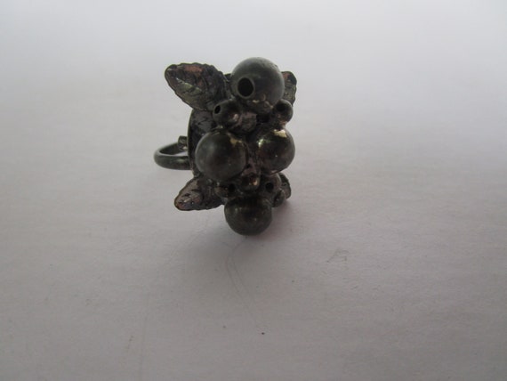 Antique Silver Fruit Cluster Statement Ring - image 1