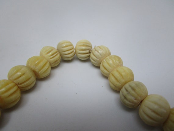 Vintage Cream White Fancy Beaded Necklace - image 3