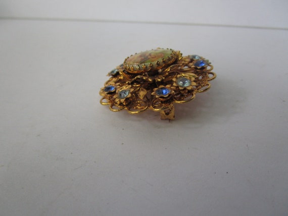 Vintage Victorian Style Fancy Brooch with Scenic … - image 2